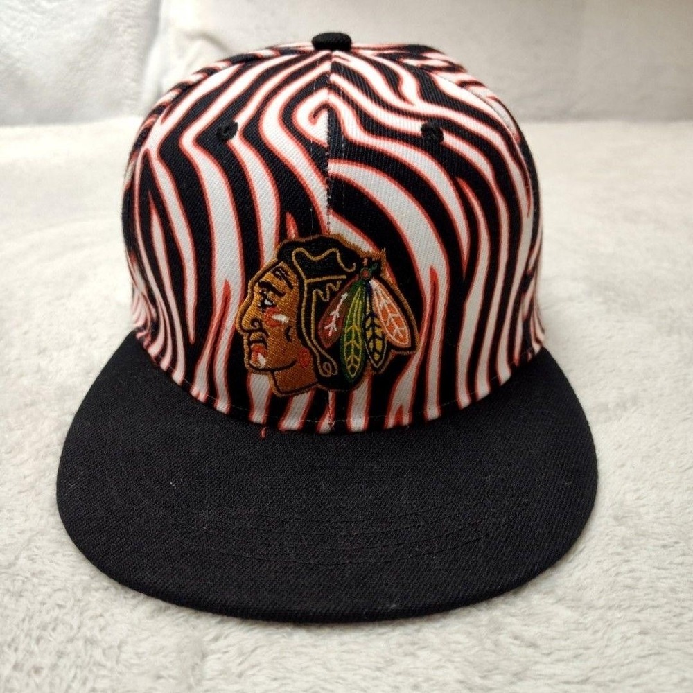 Chicago Blackhawks Zubaz 90s Hat Cap Snap Back Mens Red Hockey Bud Light SGA